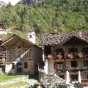 Skloubení etnické identity a cestovního ruchu nad obcí Alagna.